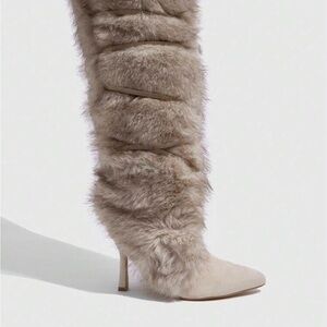 Elegant Fur-Trimmed Knee-High Boots - Cream